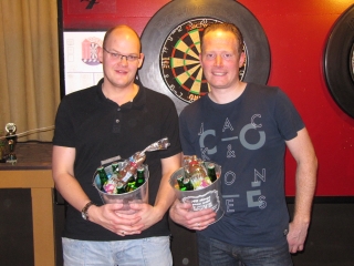 John Guldemond en Martin Bax winnen verliezersronde