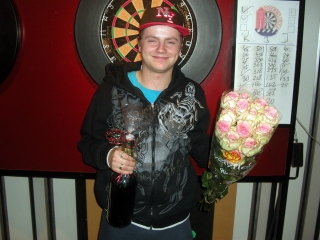 Chris had de hoogste uitgooi: 170!
